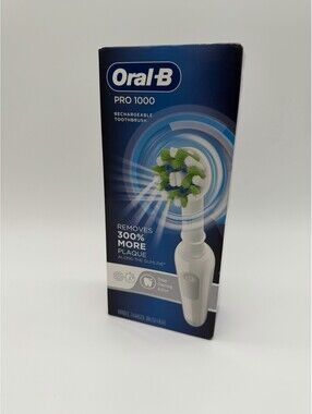 Oral-B Pro 1000 3D CrossAction Rechargeable Electric Toothbrush BRAND NEW!
